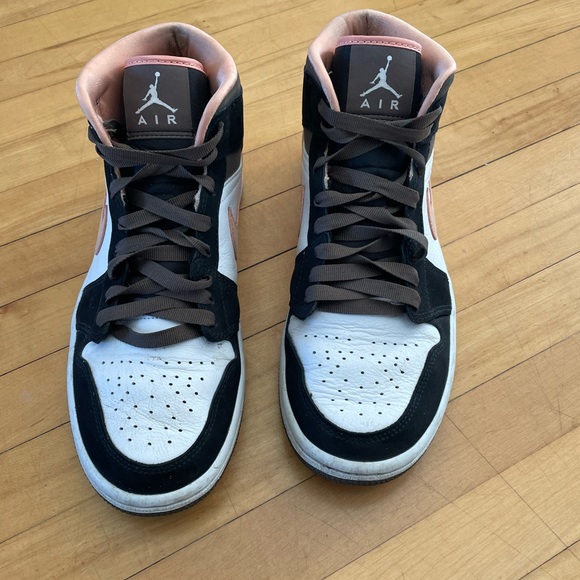 Sneakers Nike Air Jordan pour femmes grandeur 7 - Picture 1 of 4